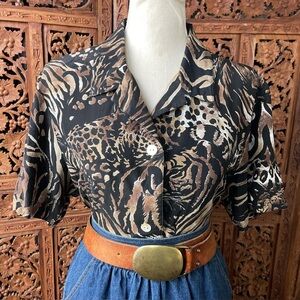Vintage Silk Black Animal leopard cheetah tiger Print Button-Up Top